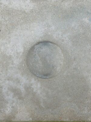 Knikkertegel 30x30x6cm Grijs